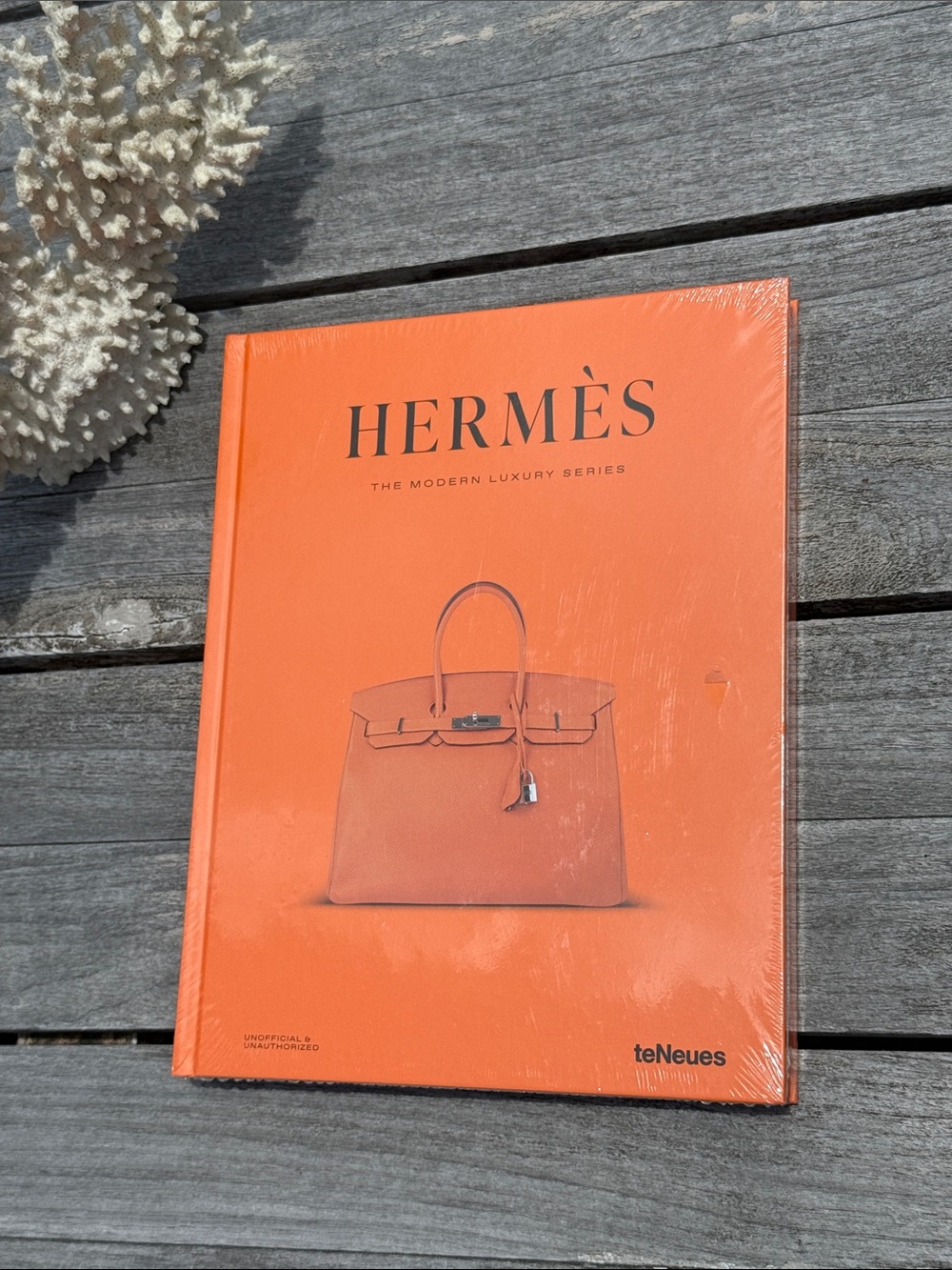 Hermès - The Modern Luxury Series designer decor book